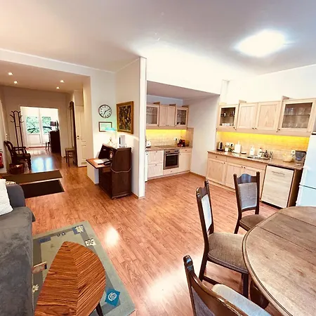 Wilde Guest Old Town Apartman