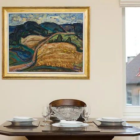 Wilde Guest Old Town Apartment *